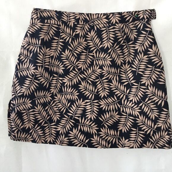 Allyson Whitmore golf tennis shorts skirt beige black size 10p - Picture 1 of 8